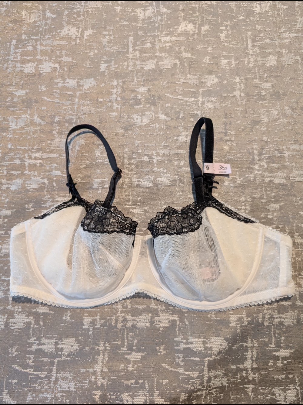 Victoria's Secret Dream Angels Push-up Bra without padding